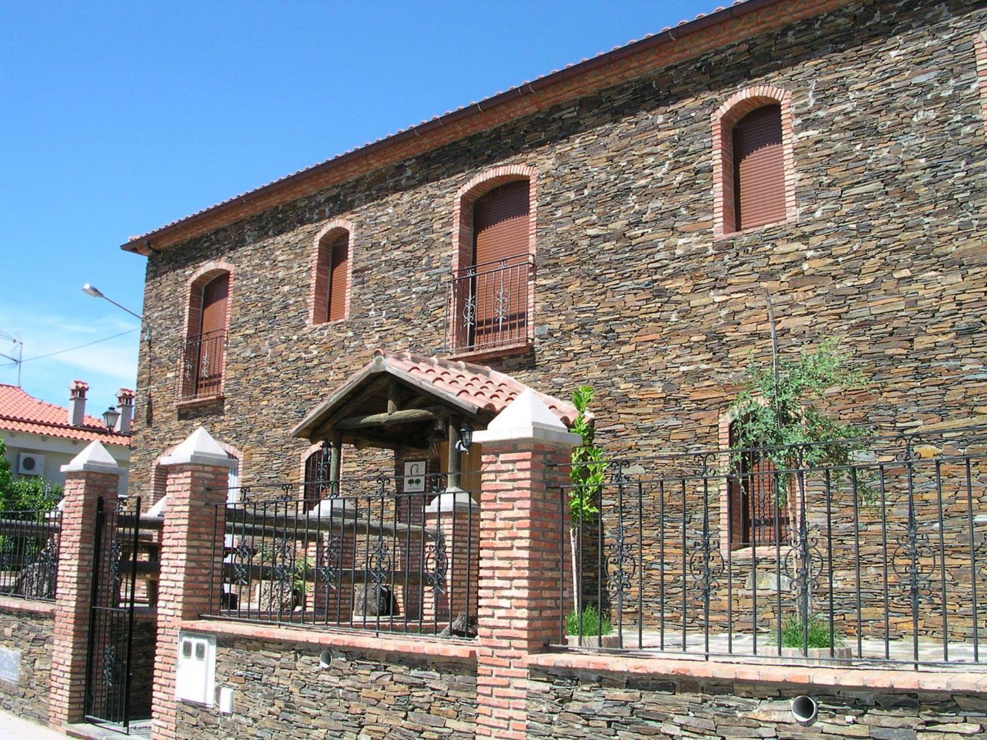 Casa Rural Pena Falcon Torrejon el Rubio Bagian luar foto
