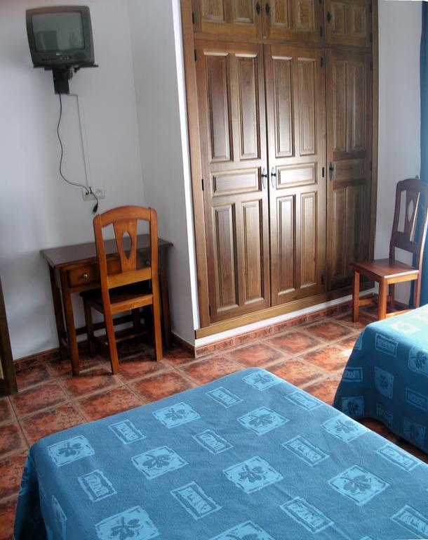 Casa Rural Pena Falcon Torrejon el Rubio Bagian luar foto