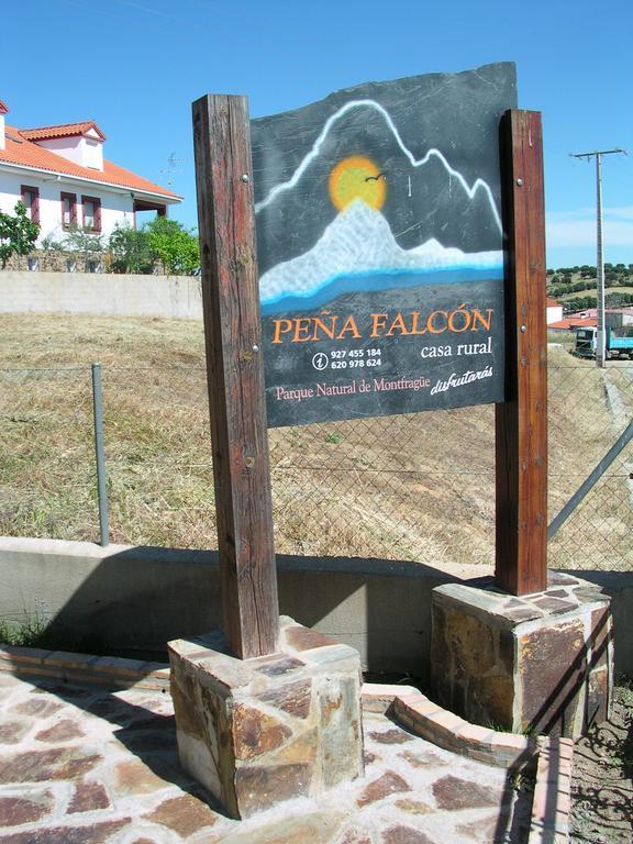 Casa Rural Pena Falcon Torrejon el Rubio Bagian luar foto