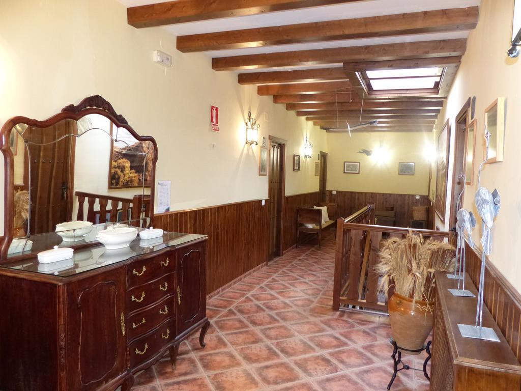 Casa Rural Pena Falcon Torrejon el Rubio Bagian luar foto