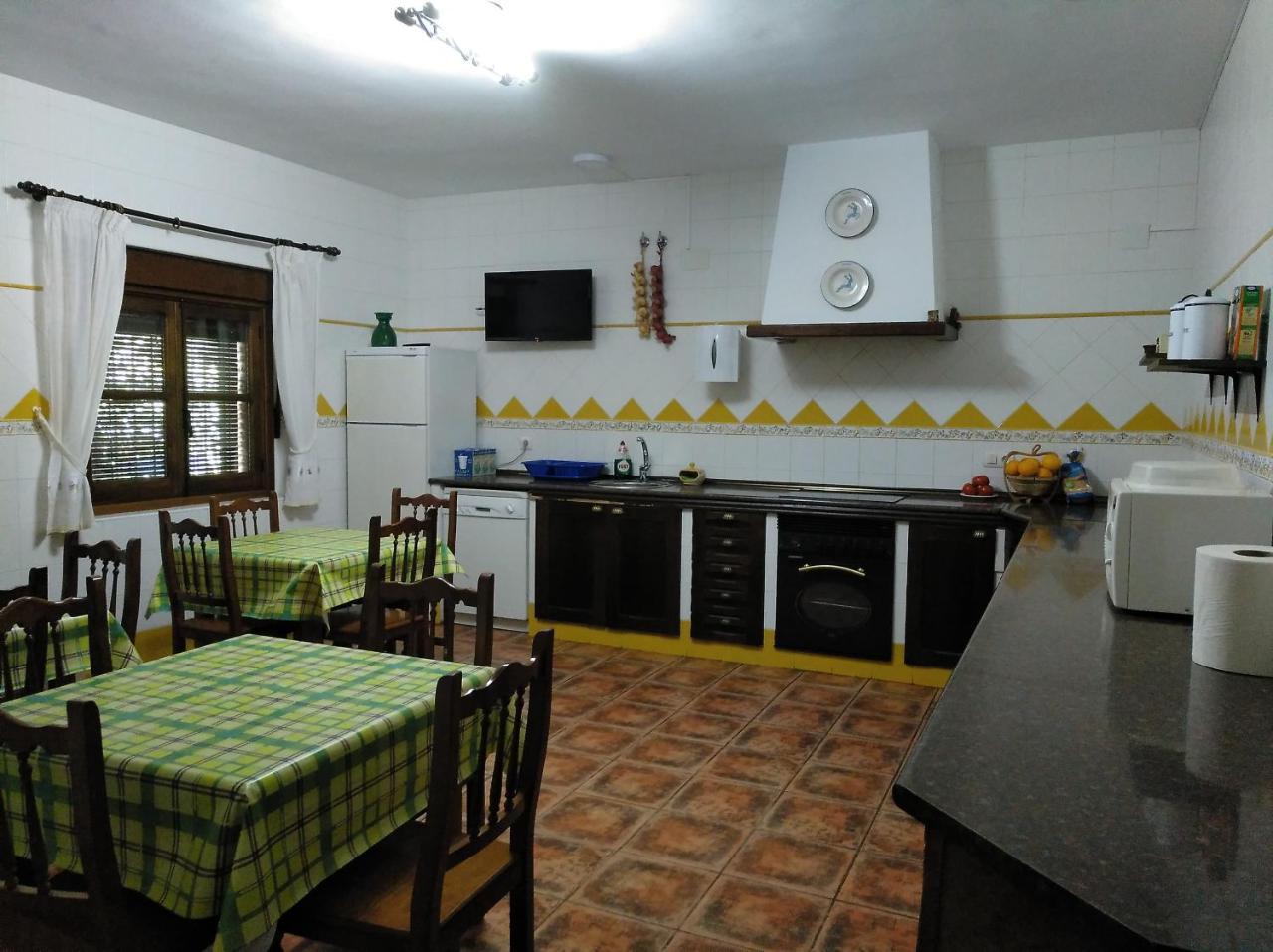 Casa Rural Pena Falcon Torrejon el Rubio Bagian luar foto